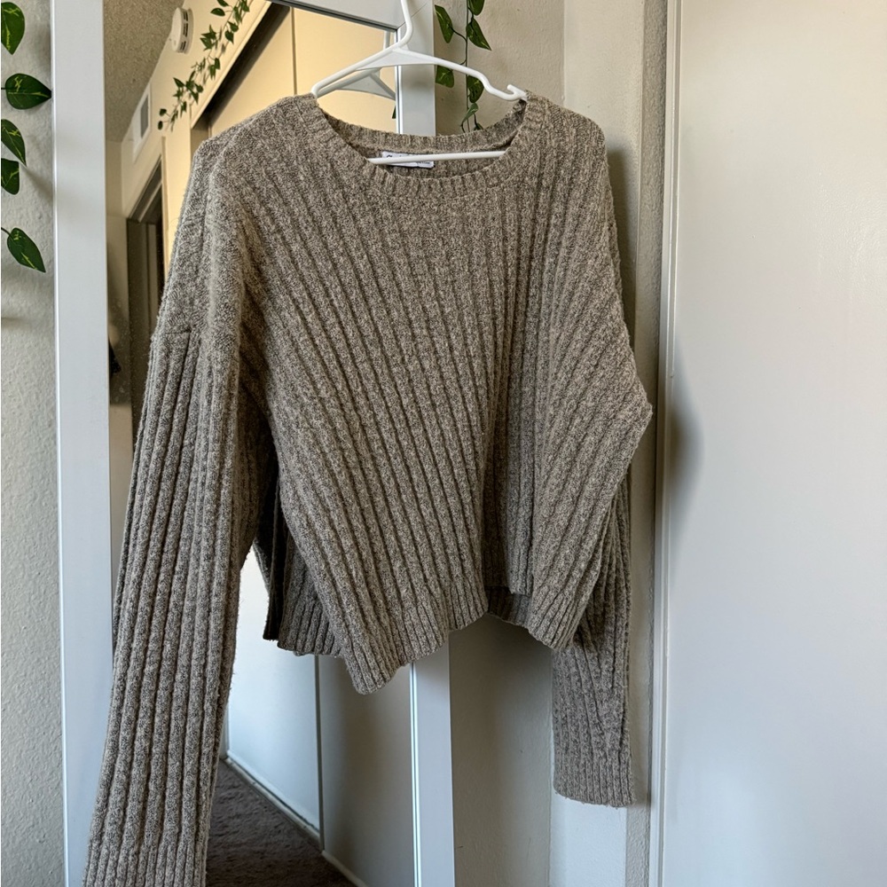 Cozy Brown Ribbed Sweater - Tan/Brown
